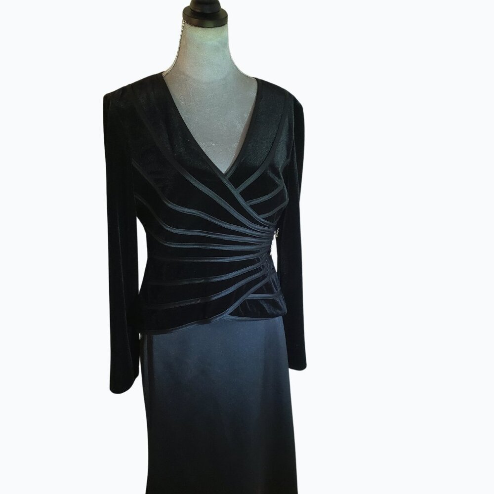 Js Collection Black Velvet And Satin Two Piece - image 2
